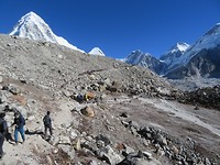 Trail to Gorakshep