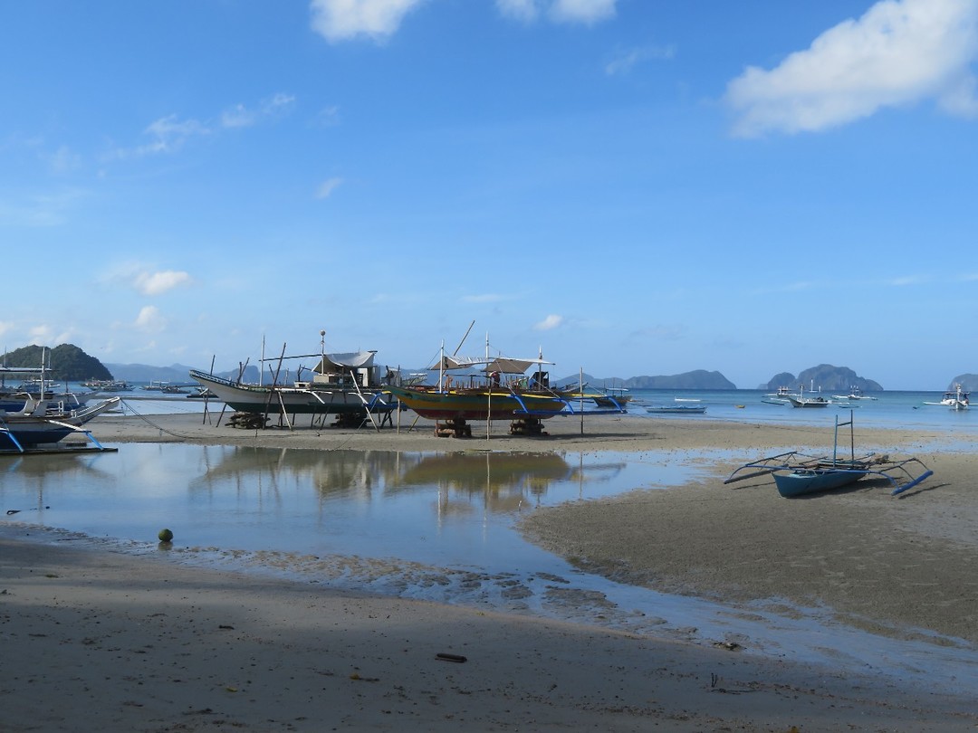 Going on a day trip around El Nido