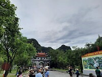ingang twee tempels