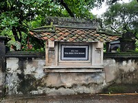 ingang tempel Dinh