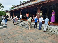 Schoenen uit voor thien mu tempel