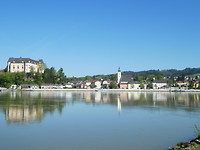Schöne blaue Donau.