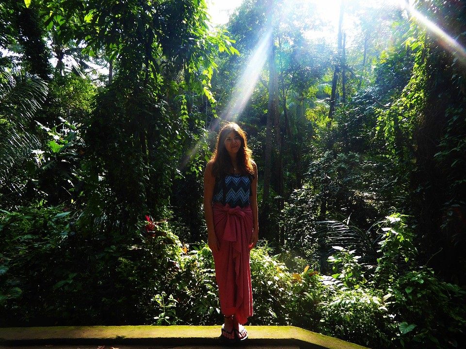 Sarong girl