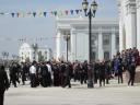 Zondagse Turkmenen na het theater
