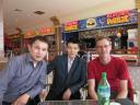 Socializen met de locals in het shoppingcentrum