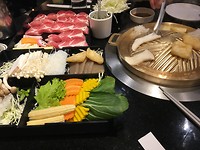 Tafel BBQ’en, ons afscheidsmaaltje.