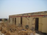 toiletgebouw van de school