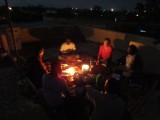 Op het dak met volle maan, Kerstavond