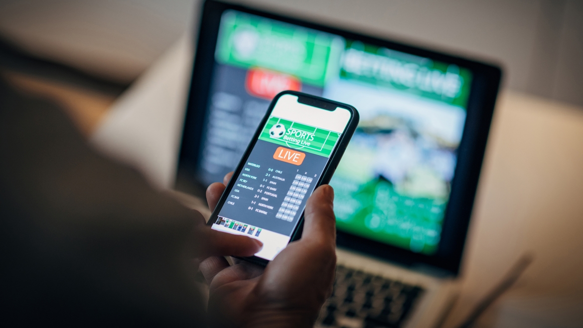 Bet experts review on sportsbook