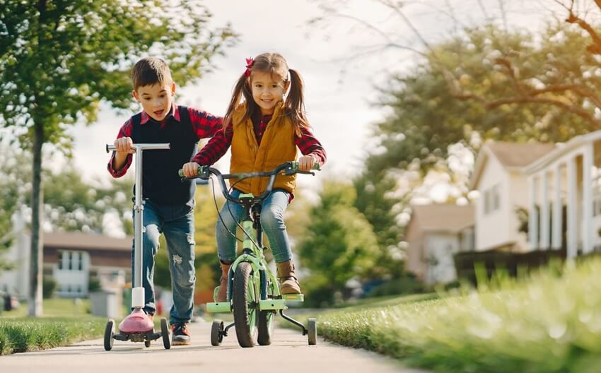 So sánh giữa các mẫu xe đạp trẻ em của kent và phoenix?