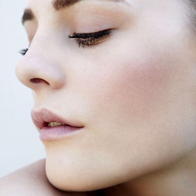 علاج ندبات حب الشباب في دبي