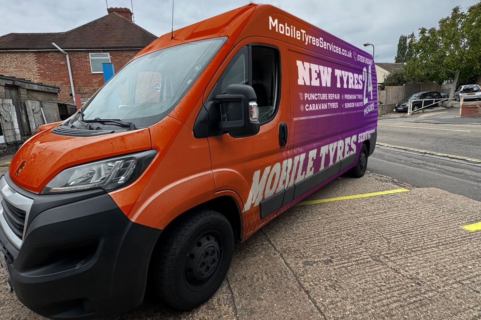 Mobile tyres services