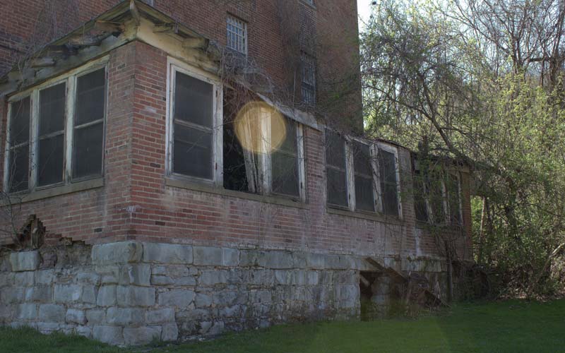 10 Most Haunted Insane Asylums in America