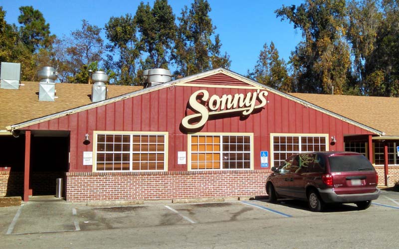 10 Unique Restaurants in Florida that the Locals Love