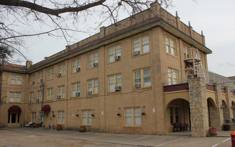 Beware The Horrific Dead Woman of the Glen Rose Hotel