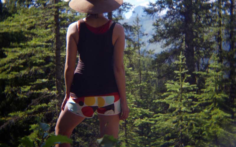 How To Stop Chafing Between Your Buttocks When You Hike
