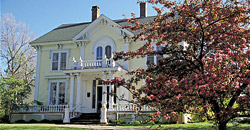Hillsdale House Inn