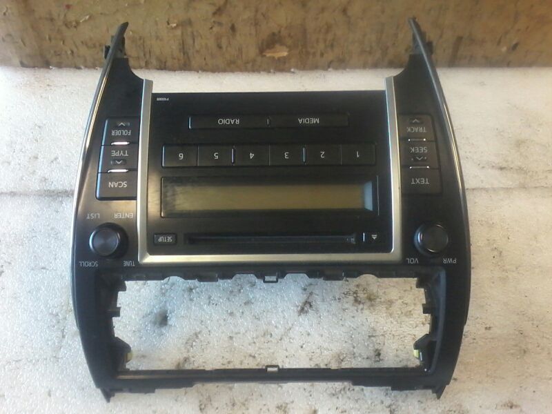 Used 2012 Toyota CAMRY ID P10069 on radio face - Stock #014718