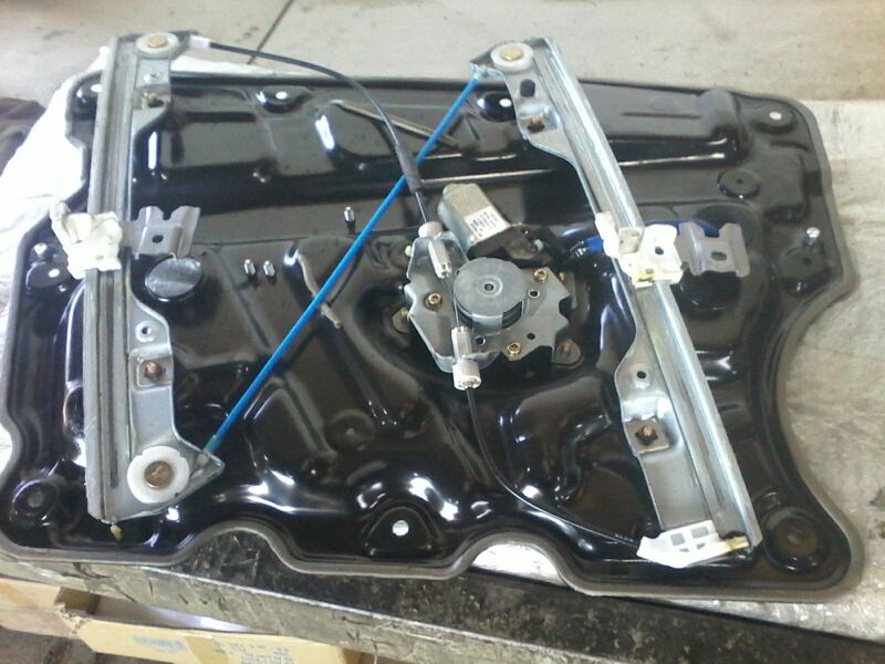 2006 Nissan ALTIMA Door Window Reg, Fr