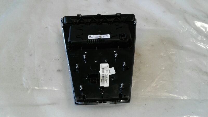 Used 2010 General Motors EQUINOX satellite receiver (opt U2K) - Stock #016002
