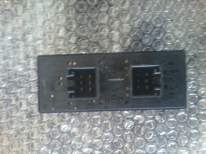 Used 2006 Ford FIVE HUNDRED window (master) - Stock #A01513