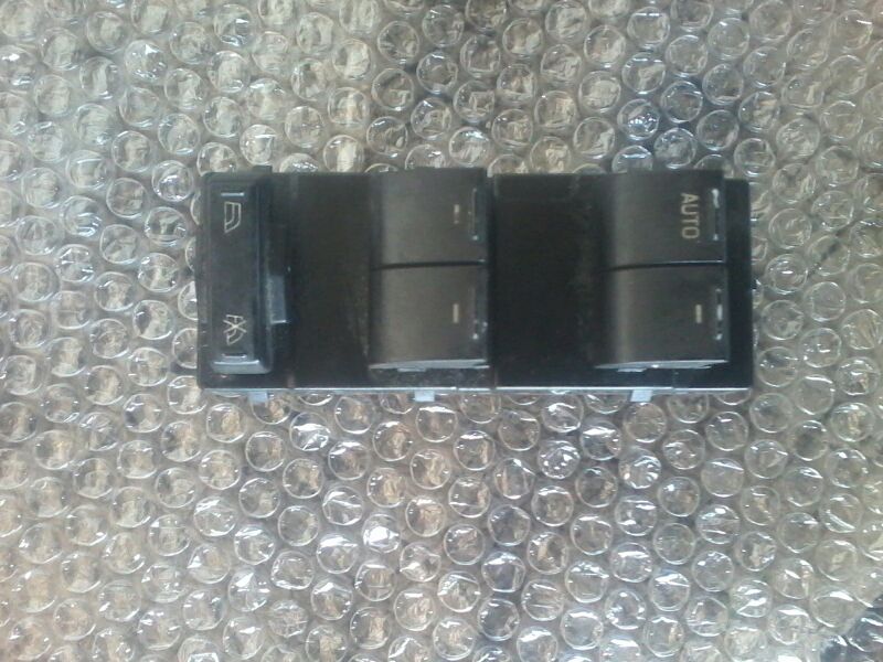 Used 2006 Ford FIVE HUNDRED window (master) - Stock #A01513