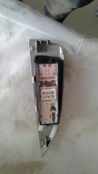 Used 2010 Subaru LEGACY w/o automatic up and down - Stock #D05035