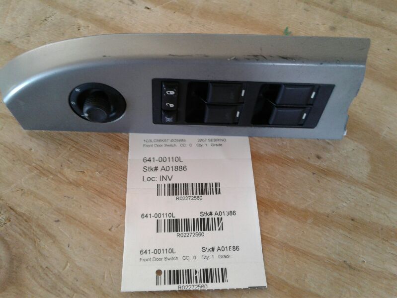 Used 2007 Chrysler SEBRING Auto imprinted on LH and RH window switch - Stock #A01886