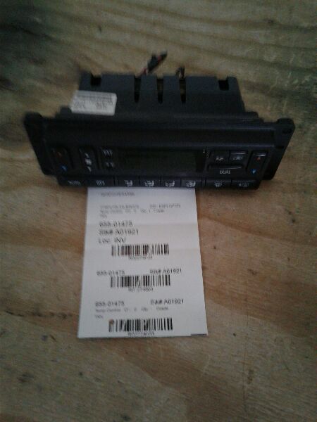Used 2004 Ford EXPEDITION manual temperature control - Stock #A01921