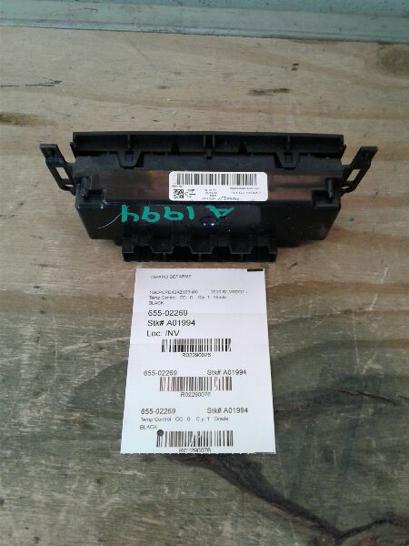 Used 2010 General Motors SILVERADO 1500 PICKUP w/o heated mirror switch - Stock #A01994