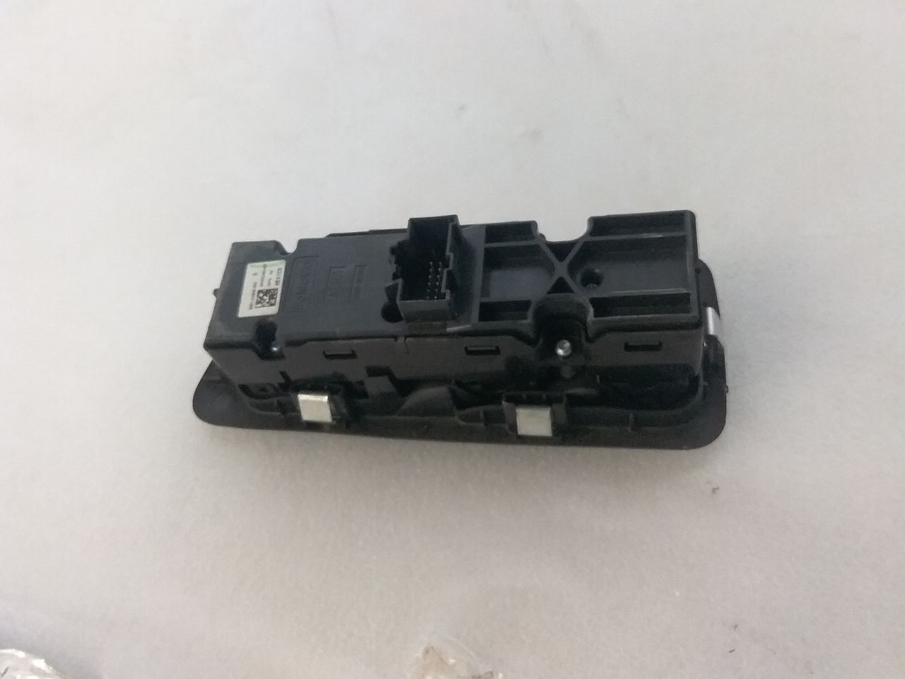Used 2015 Ford EXPLORER Front Door Switch - Stock #D05362