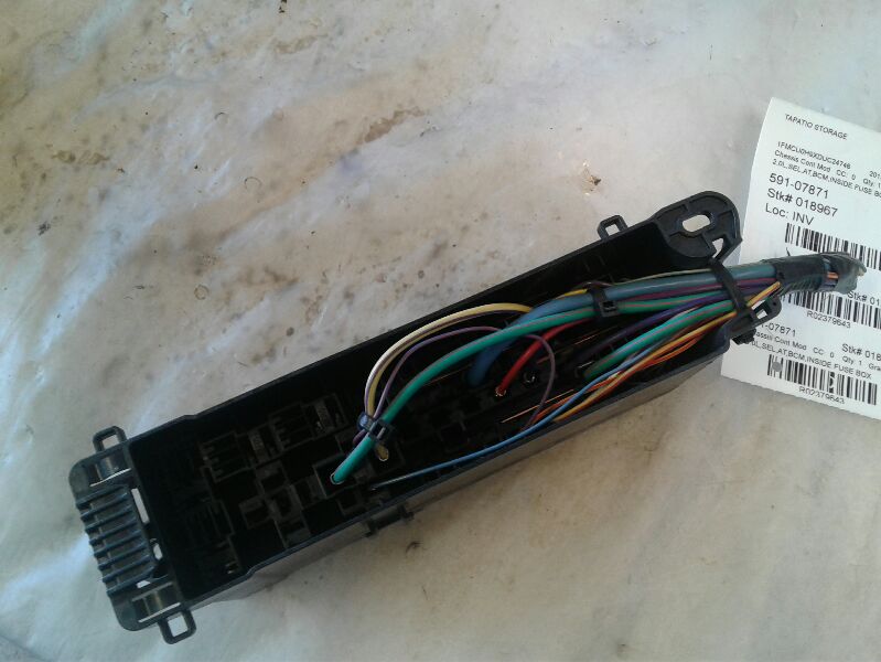 Used 2013 Ford ESCAPE (module and inside fuse block assembly) - Stock #018967