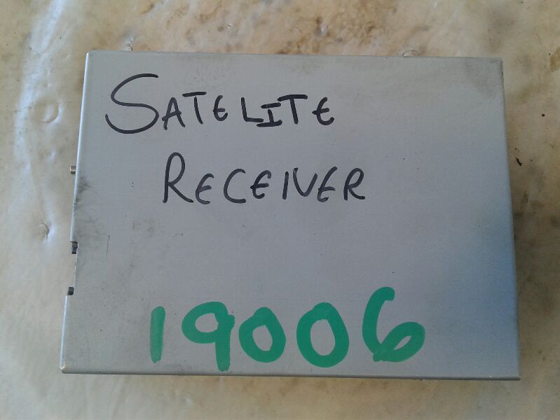 Used 2012 General Motors ACADIA satellite receiver (opt U2K) - Stock #019006