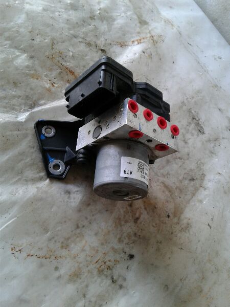 Used 2015 General Motors TRAX w/o active brake control - Stock #019044