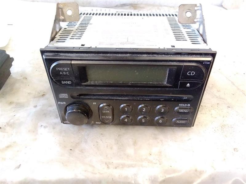 Used 2005 Nissan PATHFINDER single disc player - Stock #019576