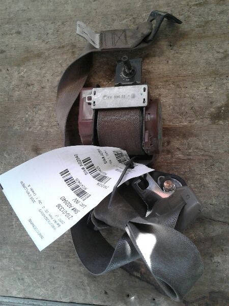 Used 2005 Ford EXPLORER retractor - Stock #A02940