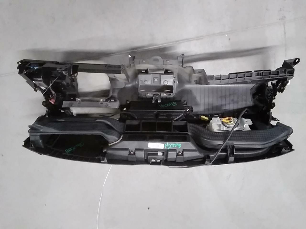Part image 6