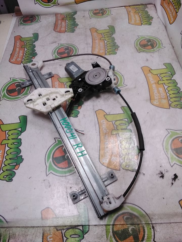 2004 Acura TL Door Window Reg, Fr