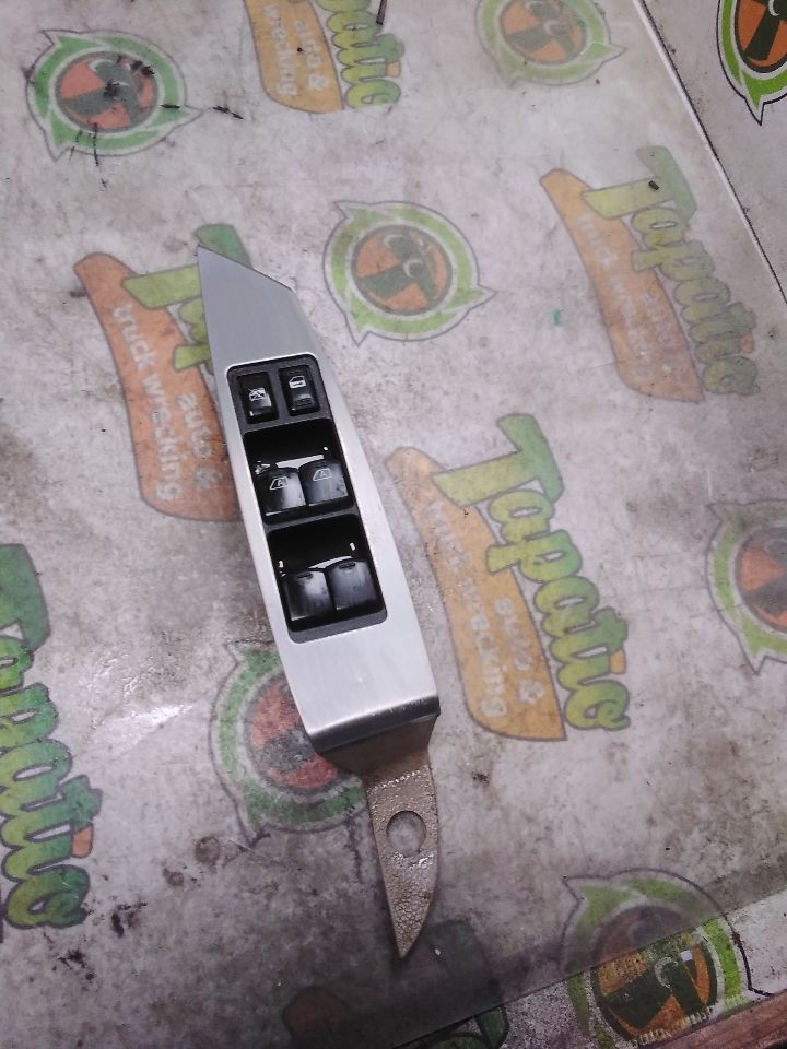 Used 2006 Nissan MURANO Front Door Switch - Stock #H00155