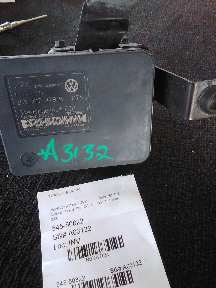 Used 2004 Volkswagen BEETLE traction control - Stock #A03132