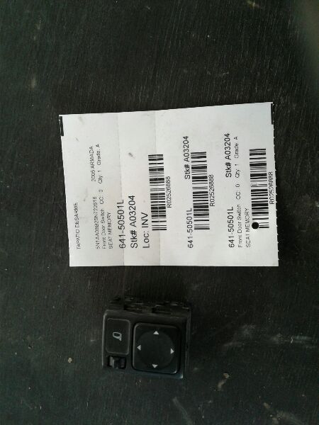 Used 2005 Nissan ARMADA seat (memory) - Stock #A03204