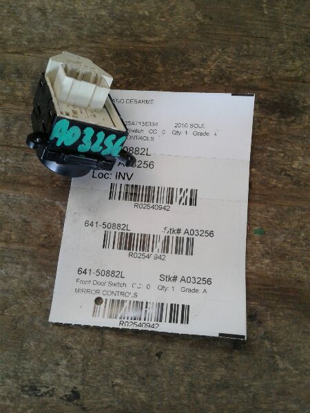 Used 2010 Kia SOUL mirror - Stock #A03256