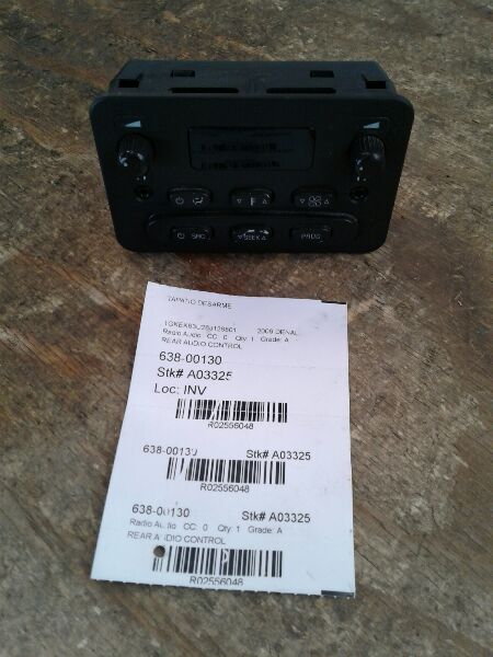 Used 2006 General Motors YUKON rear audio control - Stock #A03325