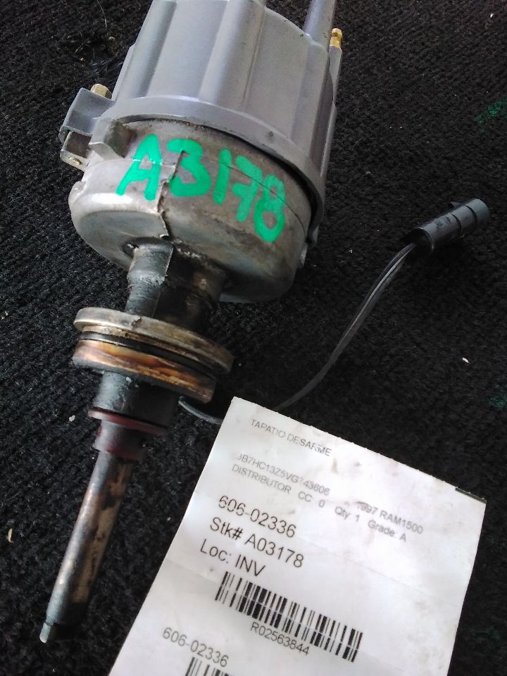 1997 Chrysler DODGE 1500 PICKUP Distributor