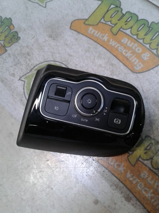 Used 2019 Mercedes-Benz A-CLASS heated - Stock #H00811