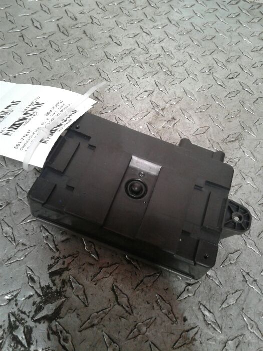 Used 2012 Rover EVOQUE (RH cowl) - Stock #H00797