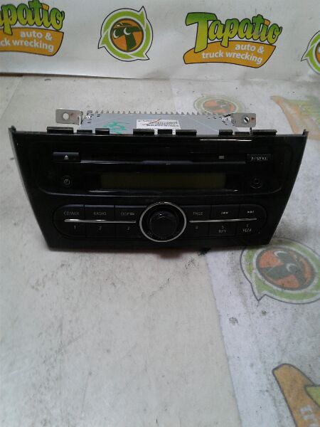 Used 2015 Mitsubishi MIRAGE display and receiver - Stock #H00834
