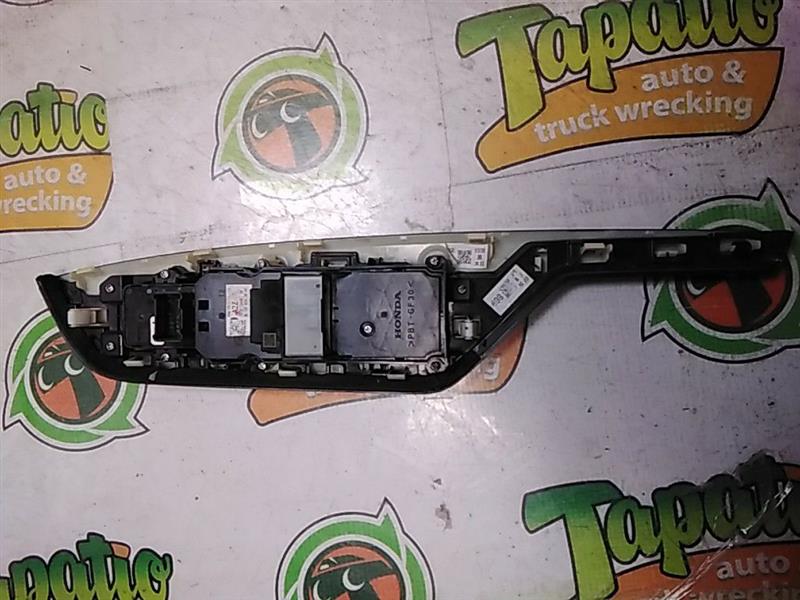 Used 2018 Honda CLARITY master (locks and windows) - Stock #H01587