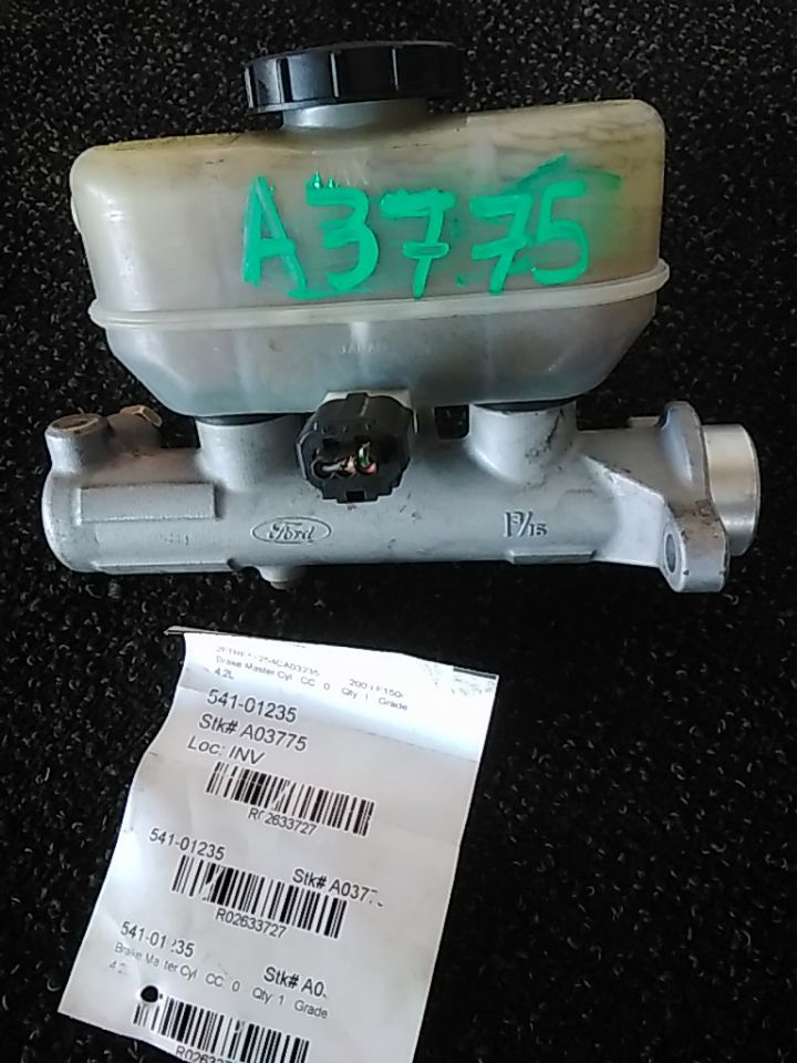 2004 Ford FORD F150 PICKUP Brake Master Cyl