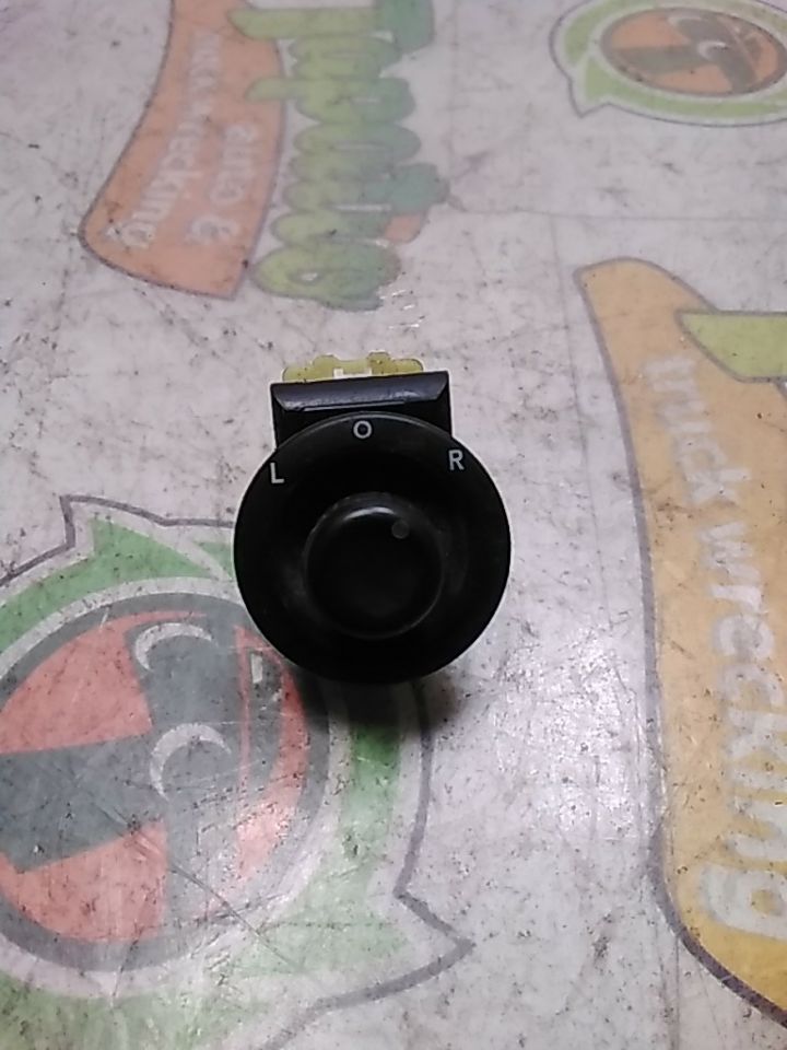 Used 2009 Chrysler AVENGER Front Door Switch - Stock #H01649